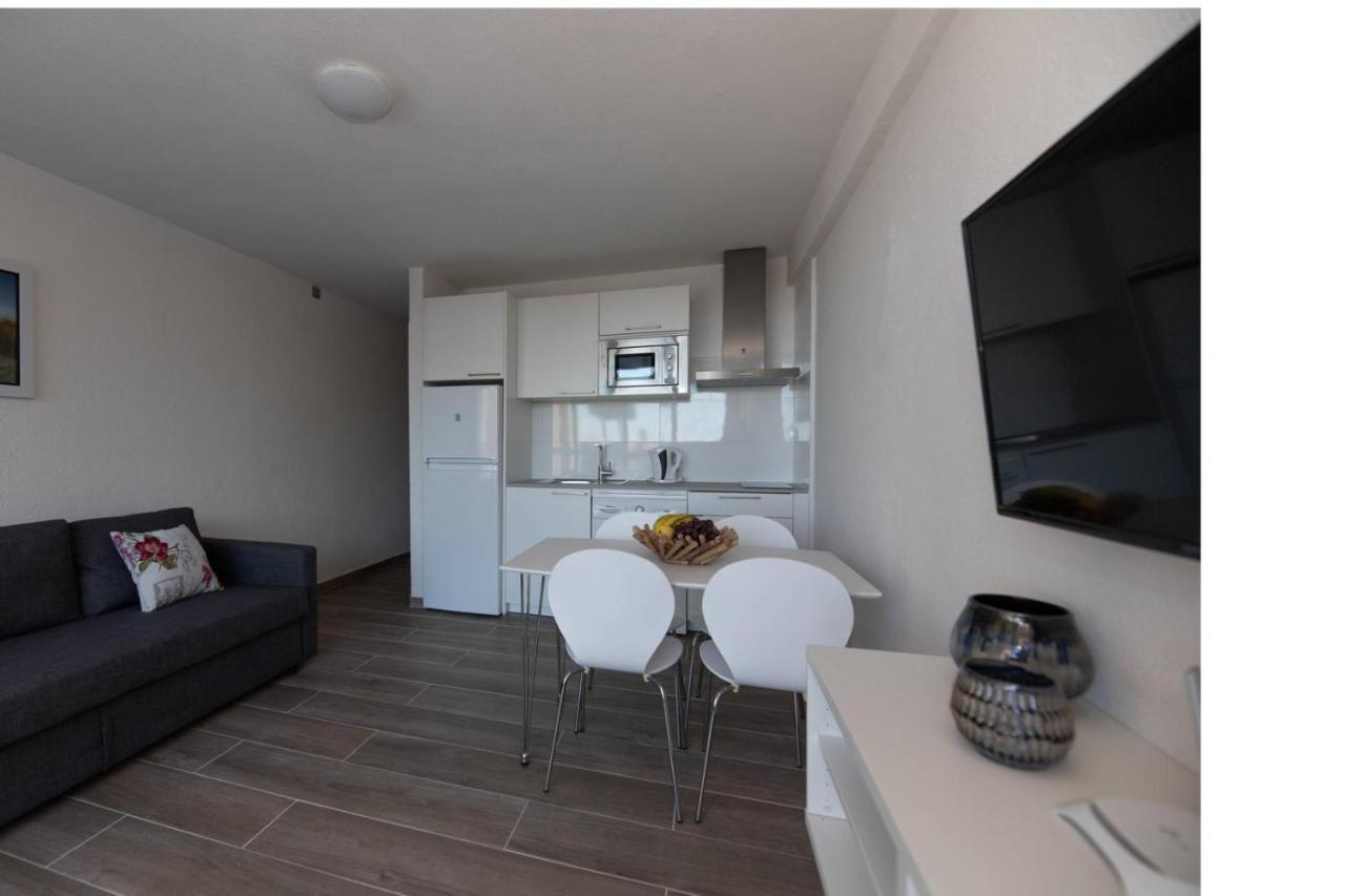 Modern Apartment With Pool And Wifi Playa Fanabe Exterior photo